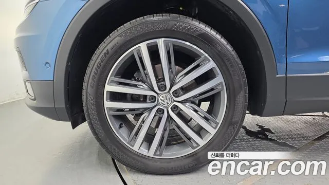 Volkswagen Tiguan 2020 thumb 5