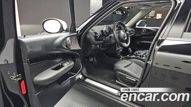 MINI Clubman 2021 thumb 10