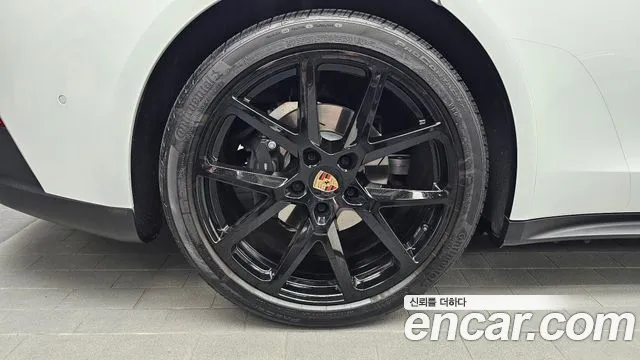Porsche Panamera 2024 thumb 5
