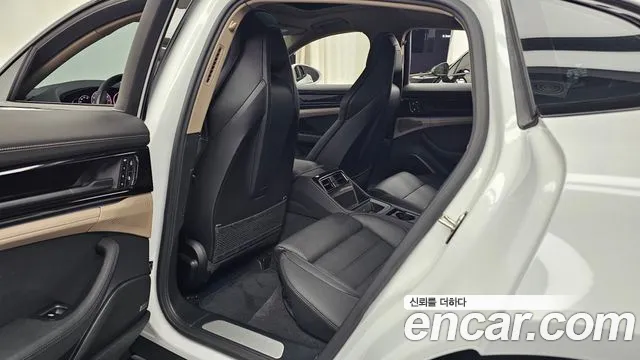 Porsche Panamera 2024 thumb 11