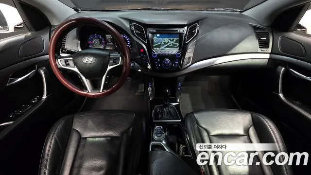 Hyundai i40 2013 thumb 7