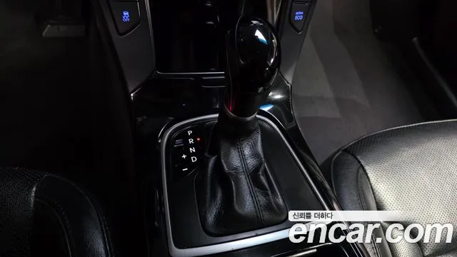 Hyundai i40 2013 thumb 9
