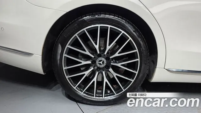 Mercedes-Benz S-Класс 2022 thumb 5