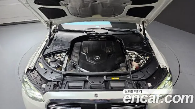 Mercedes-Benz S-Класс 2022 thumb 6