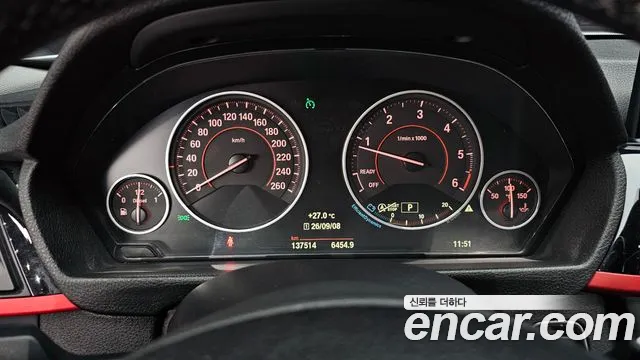 BMW 4-Series 2015 thumb 8