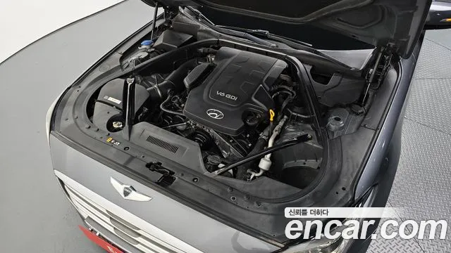 Hyundai Genesis 2015 thumb 6