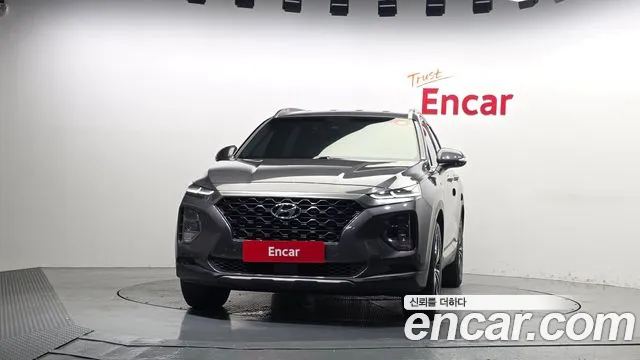 Hyundai Santa Fe 2018 thumb 3
