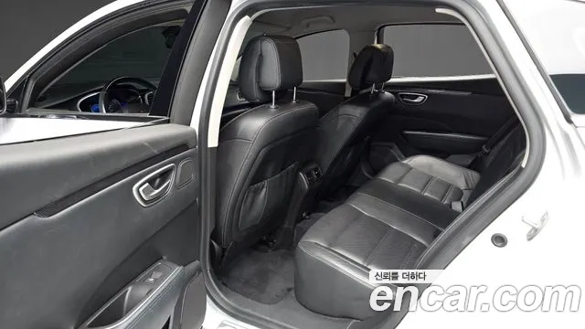Renault-KoreaSamsung Megane 2016 thumb 11