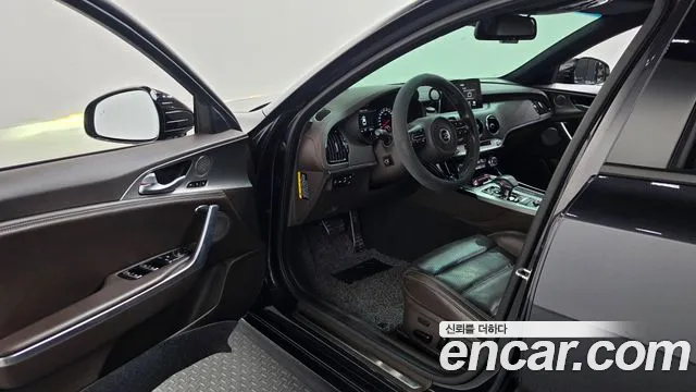 Kia Stinger 2019 thumb 10