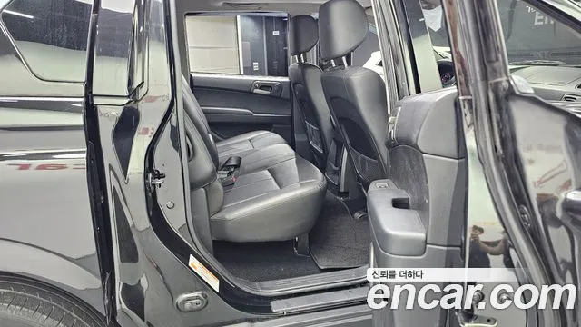 KG_Mobility_Ssangyong KORANDO 2016 thumb 12