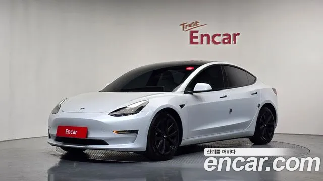 Tesla Model 3 2021 thumb 11