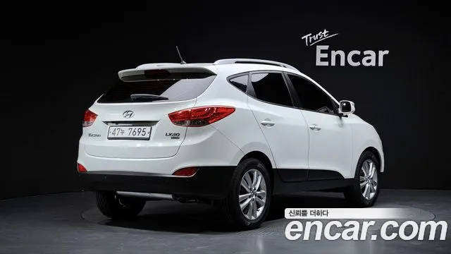 Hyundai Tucson 2011 thumb 2
