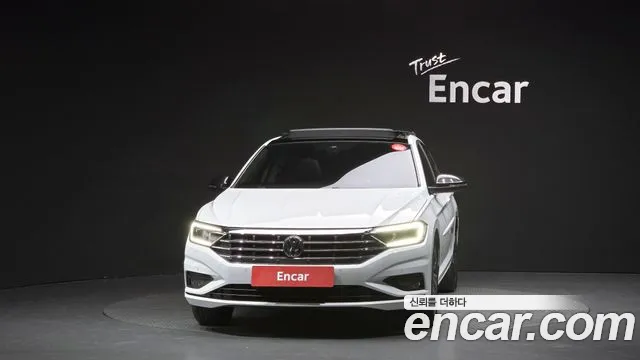 Volkswagen Jetta 2021 thumb 3