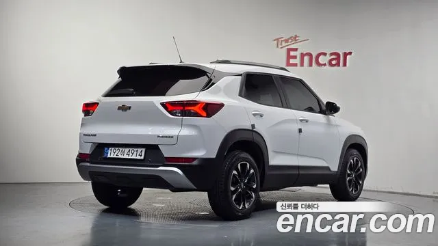 ChevroletGMDaewoo TrailBlazer 2020 thumb 2