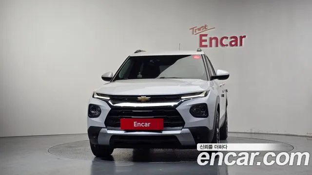 ChevroletGMDaewoo TrailBlazer 2020 thumb 3