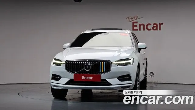 Volvo XC60 2020 thumb 2