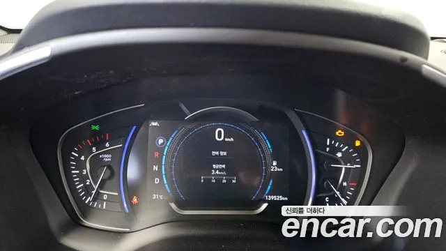 Hyundai Santa Fe 2019 thumb 8
