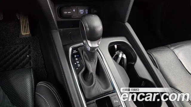 Hyundai Santa Fe 2019 thumb 9