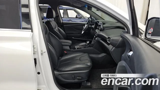 Hyundai Santa Fe 2019 thumb 11