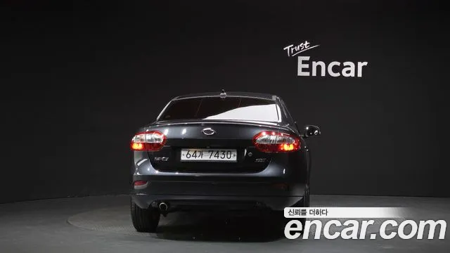 Renault-KoreaSamsung Fluence 2014 thumb 3