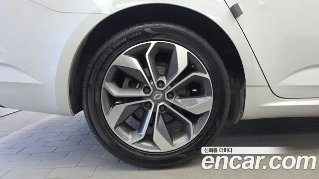 Renault-KoreaSamsung Megane 2018 thumb 5