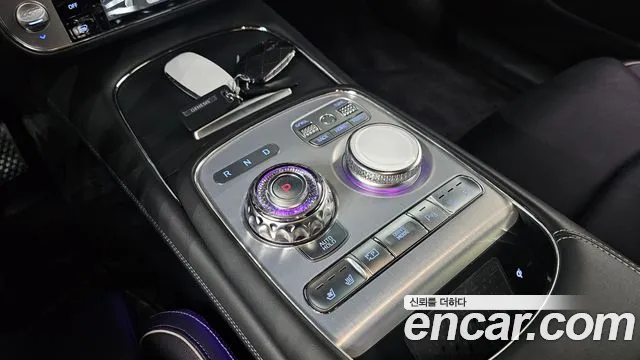 Genesis G90 2022 thumb 9