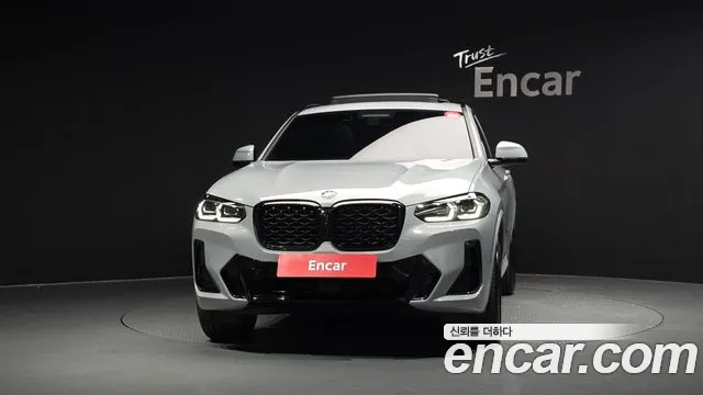 BMW X4 2023 thumb 3