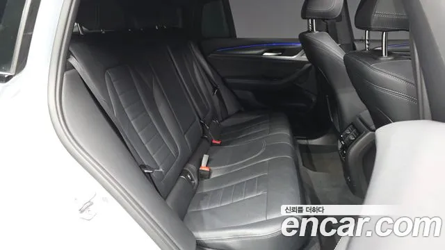 BMW X4 2023 thumb 12