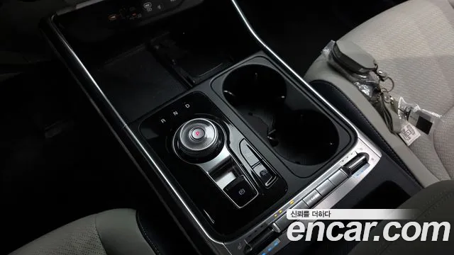 Kia Carnival 2024 thumb 8