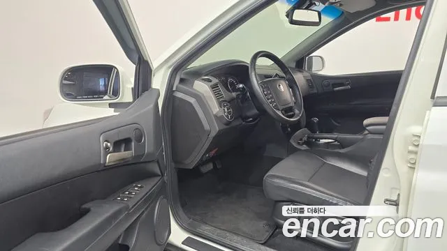 KG_Mobility_Ssangyong KORANDO 2012 thumb 9