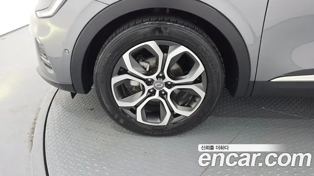 Renault-KoreaSamsung Arkana 2020 thumb 4