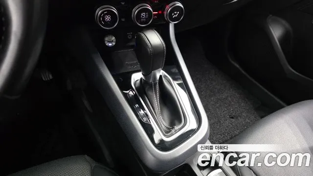 Renault-KoreaSamsung Arkana 2020 thumb 8