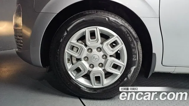 Hyundai Staria 2022 thumb 5