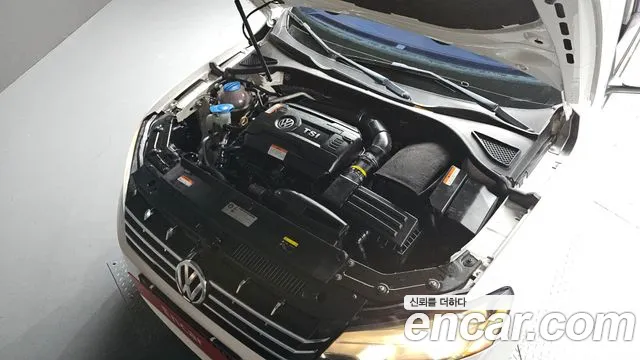Volkswagen Passat (North America and China) 2015 thumb 6