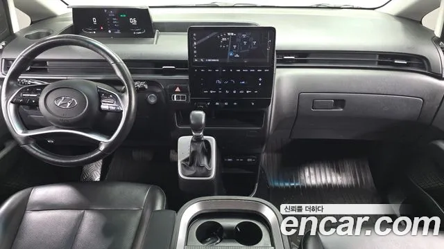 Hyundai Staria 2022 thumb 7
