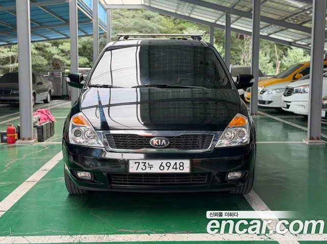 Kia Carnival 2013 thumb 3