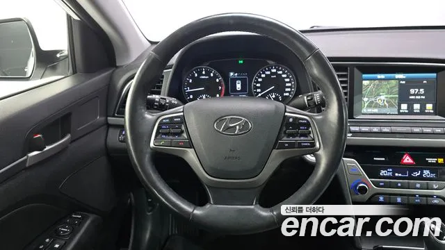 Hyundai Avante 2016 thumb 12