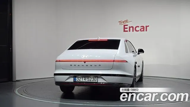 Hyundai Grandeur 2023 thumb 4