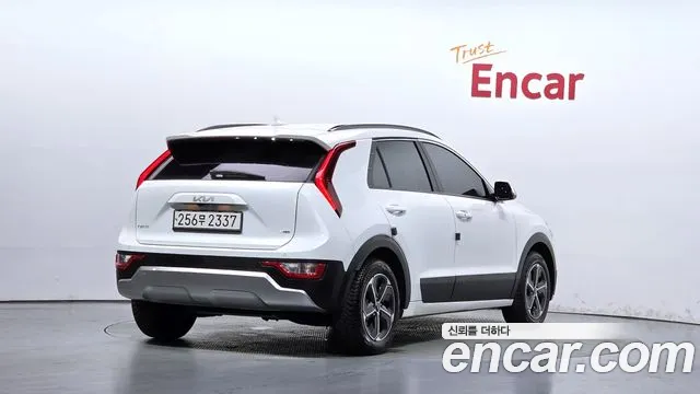 Kia Niro 2022 thumb 2