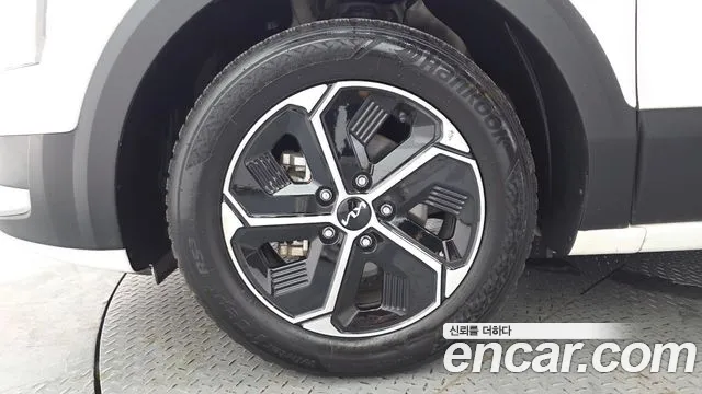 Kia Niro 2022 thumb 5