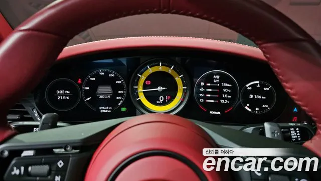 Porsche 911 2024 thumb 8