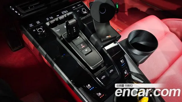 Porsche 911 2024 thumb 9