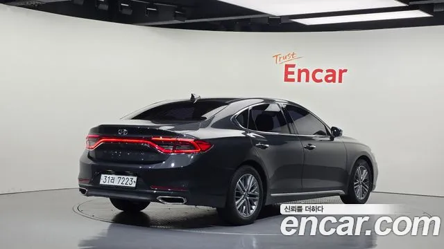 Hyundai Grandeur 2017 thumb 2