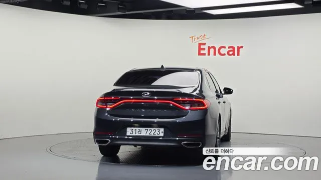 Hyundai Grandeur 2017 thumb 4