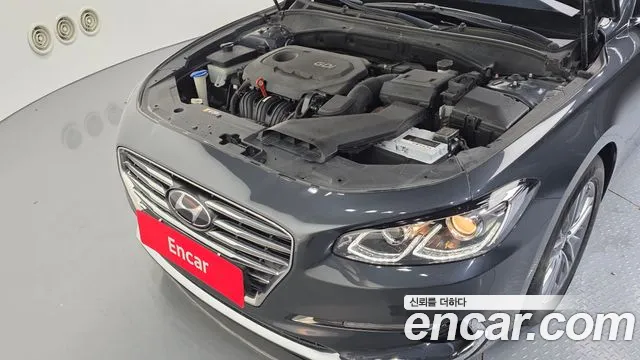 Hyundai Grandeur 2017 thumb 6