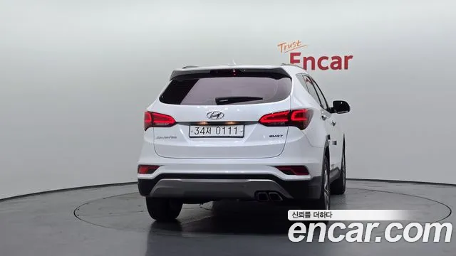 Hyundai Santa Fe 2016 thumb 4