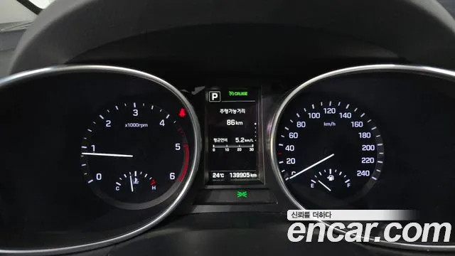 Hyundai Santa Fe 2016 thumb 8