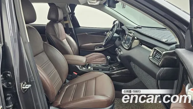 Kia Sorento 2016 thumb 10