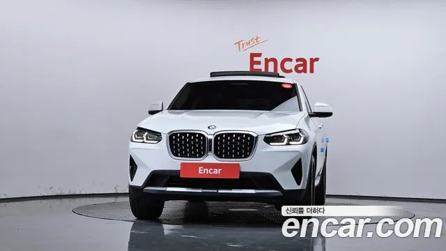 BMW X4 2023 thumb 3