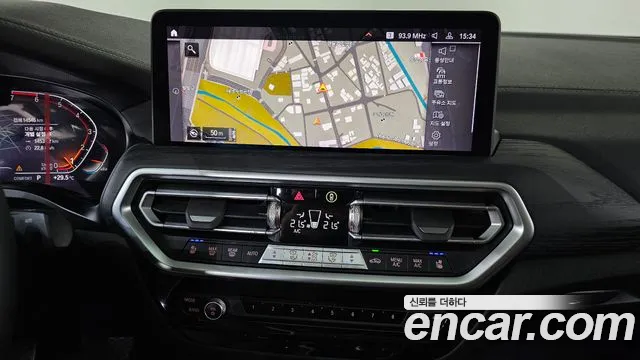 BMW X4 2023 thumb 12